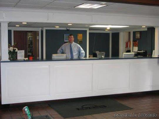 Rodeway Inn And Suites Portsmouth Interieur foto