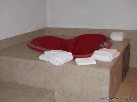 Rodeway Inn And Suites Portsmouth Kamer foto